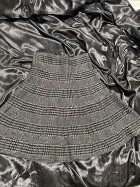 Max Studio Black and Gray Glen Plaid Skater Skirt